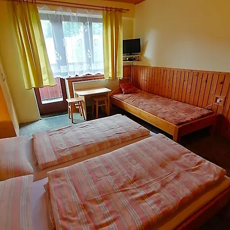 Privat U Milana Hlavna 316 Apartament